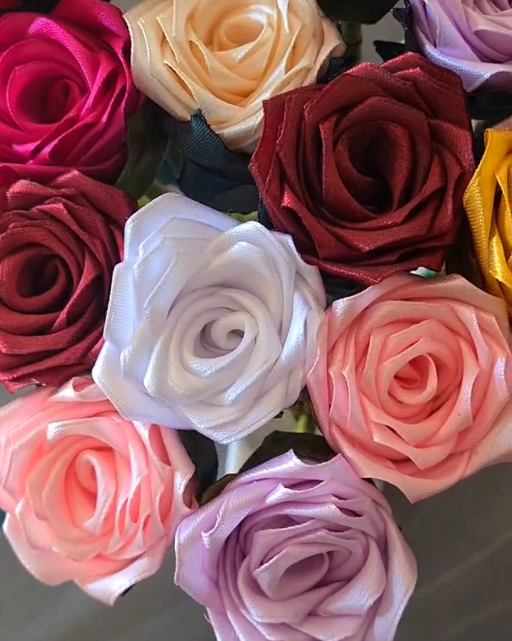 Bouquet 5 roses éternelles by Ailerons