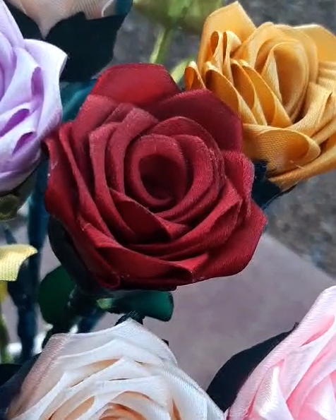 La rose éternelle by Ailerons